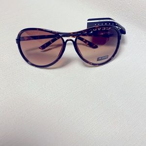 I Gear Eyewear Collection Tortoiseshell Frame Sunglasses